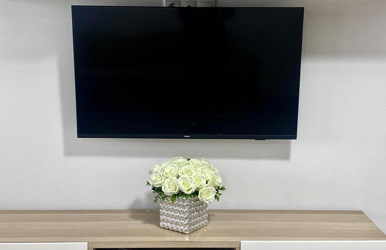 Lake House - Bucuresti Ngoại thất bức ảnh