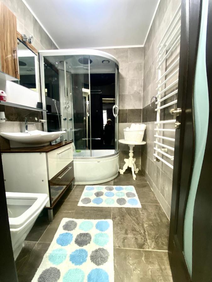 Lake House - Bucuresti Ngoại thất bức ảnh