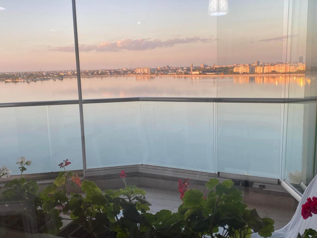 Lake House - Bucuresti Ngoại thất bức ảnh